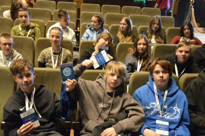 III Ogólnopolskie Sympozjum Naukowo-Edukacyjne "Smartfon. Wyzwanie naszych czasów'